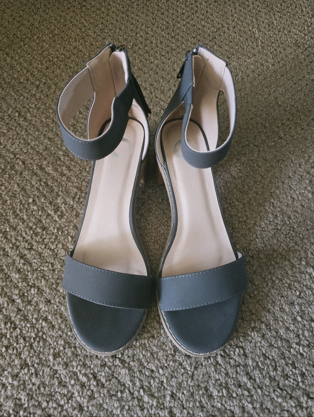 Journee Collection Women’s Gray Ankle-Strap Sandals